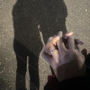 把女人按在地上猛c的视频网站
