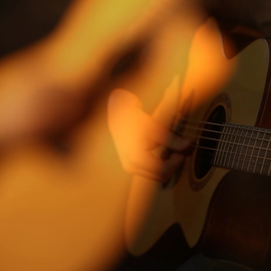 把女人按在地上猛c的视频网站
